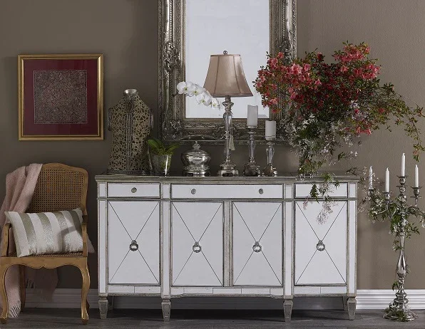 DA Antiqued Mirrored Ribbed 4 Door 3 Drawer Sideboard
