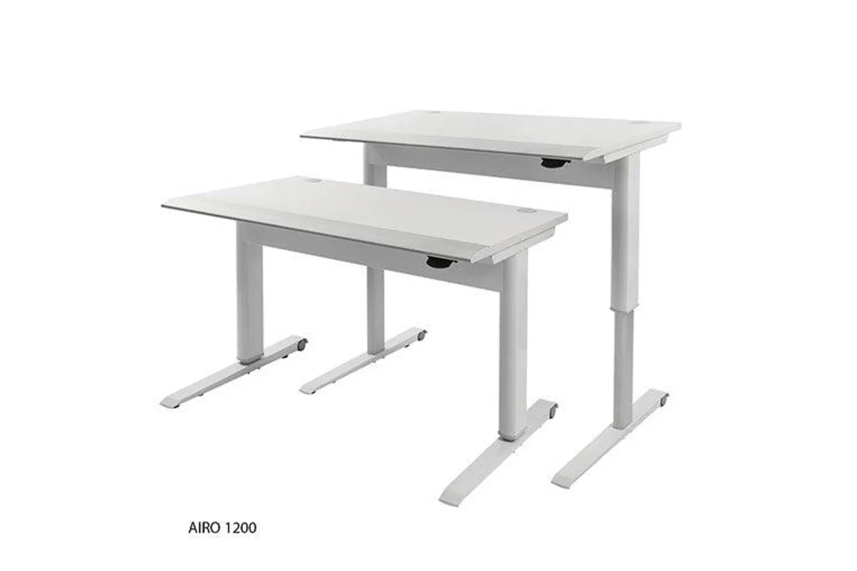 VC AIRO - Height Adjustable Desk with Table Top - 1200x700x25