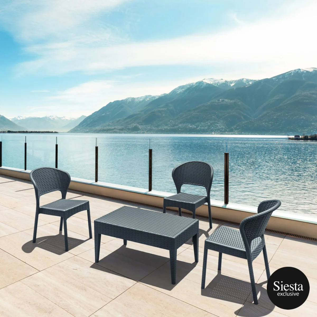 FL 4 Piece Resin Rattan Outdoor Setting with Daytona Chair