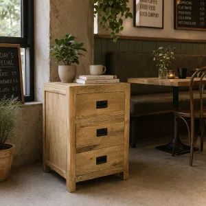 MF Solid Oak Timber 3 Drawer Bedside Table thumbnail 3