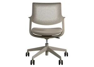DD Loki Fabric Upholstered Seat Boardroom Chair thumbnail 4