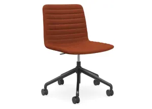 DD Nikola Meeting Chair Black Base thumbnail 5