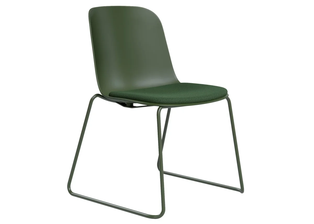 DD Juno Plastic Shell Sled Base Breakout Chair