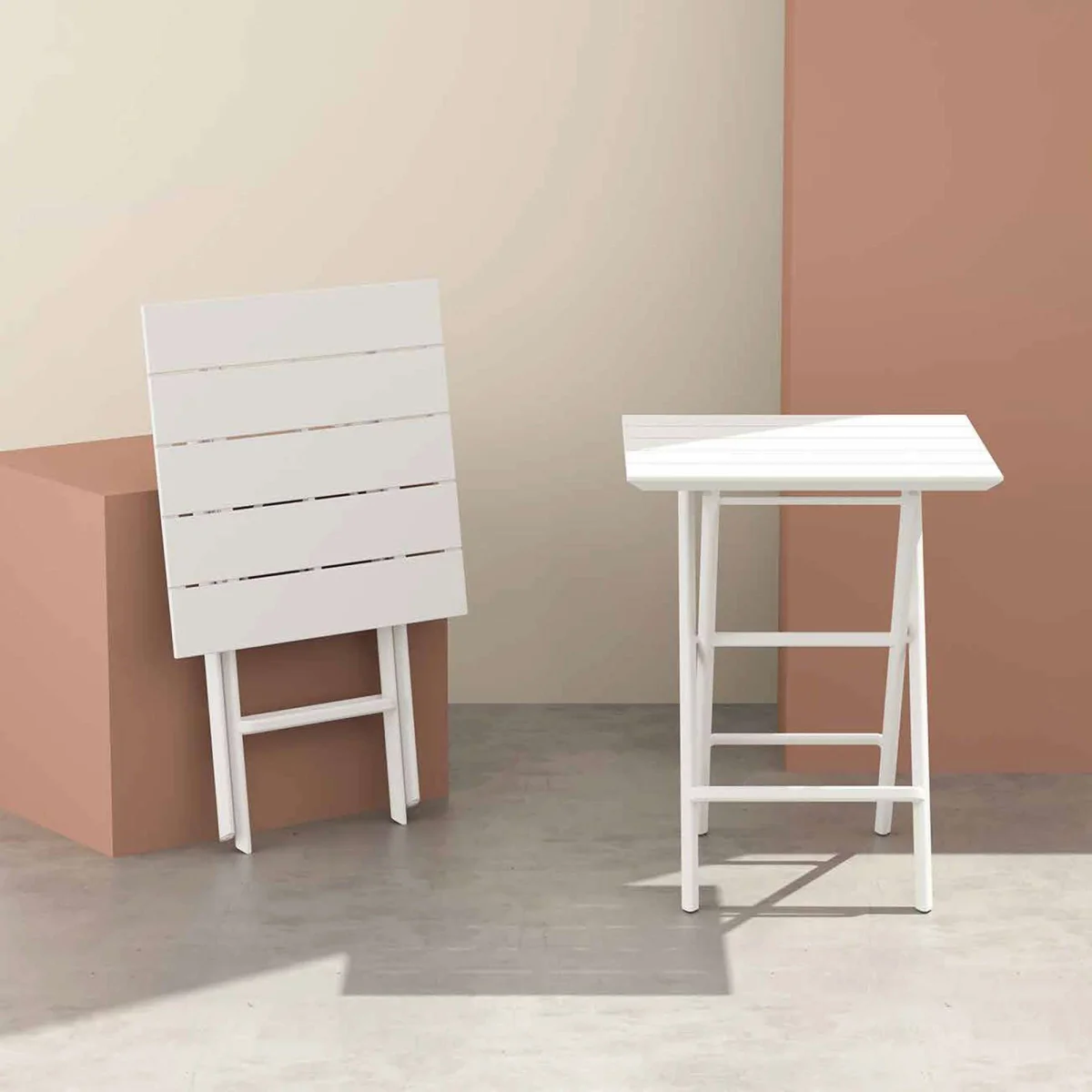 FL Siesta Helen Outdoor Square Folding Table