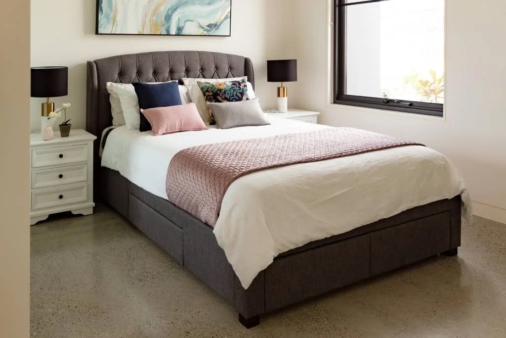 VI Kingston Fabric Uphostered 4 Drawer Bed - Dark Grey