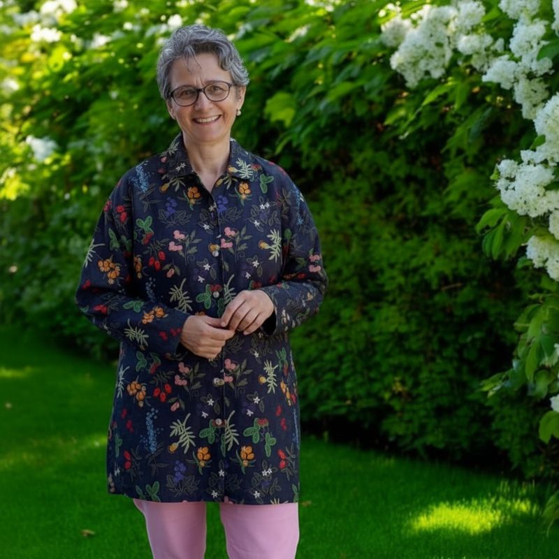 Miramara Designs - Women’s Linen Shirt - Berries