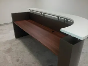 GP Executive J-Shape Reception Counter thumbnail 3