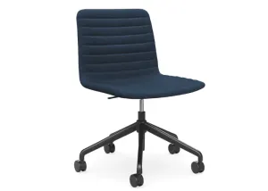 DD Nikola Meeting Chair Black Base thumbnail 4