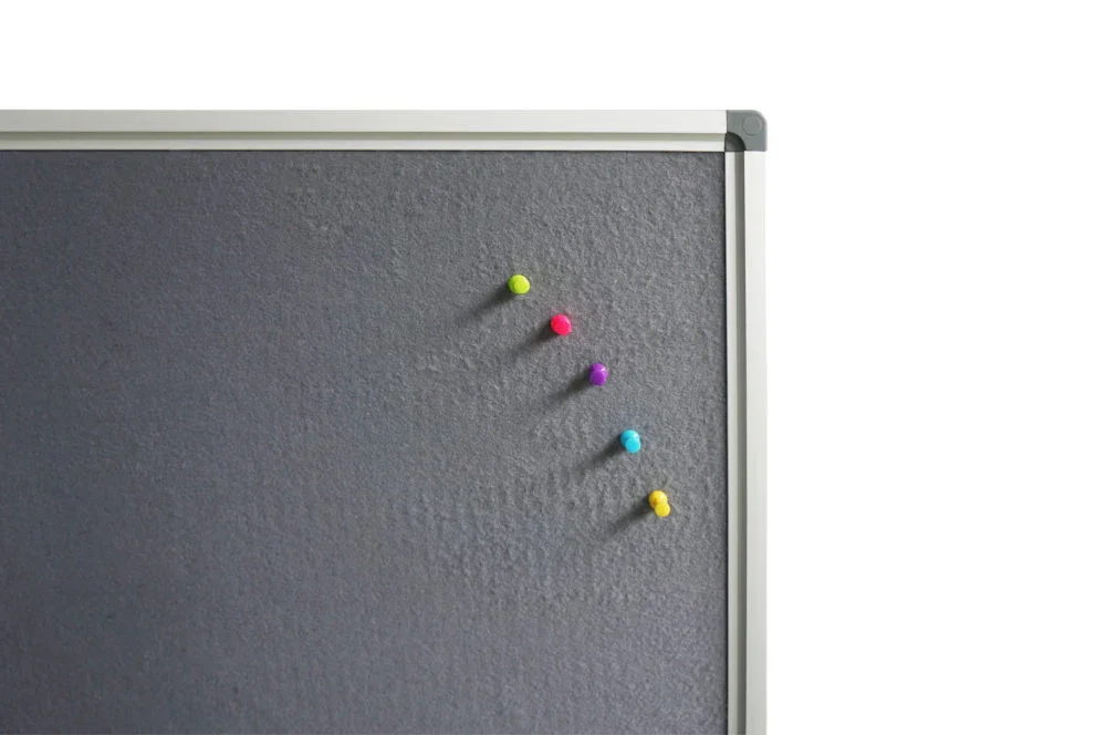 RL Standard Pinboard