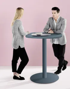 TW Disk Base Square Top Bar Table thumbnail 4