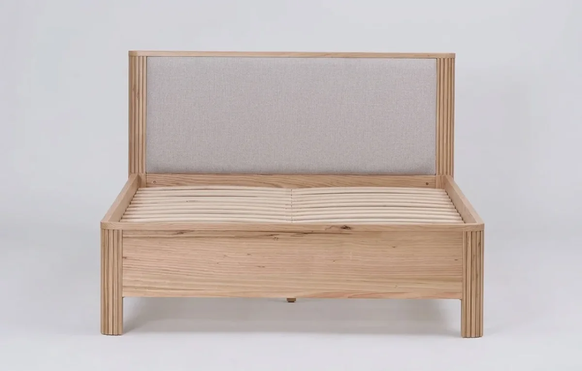 MD Spring Solid Timber Queen Bed