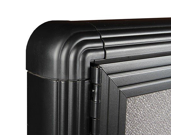 VC Be Noticed Hinged Door Notice Cases thumbnail 4