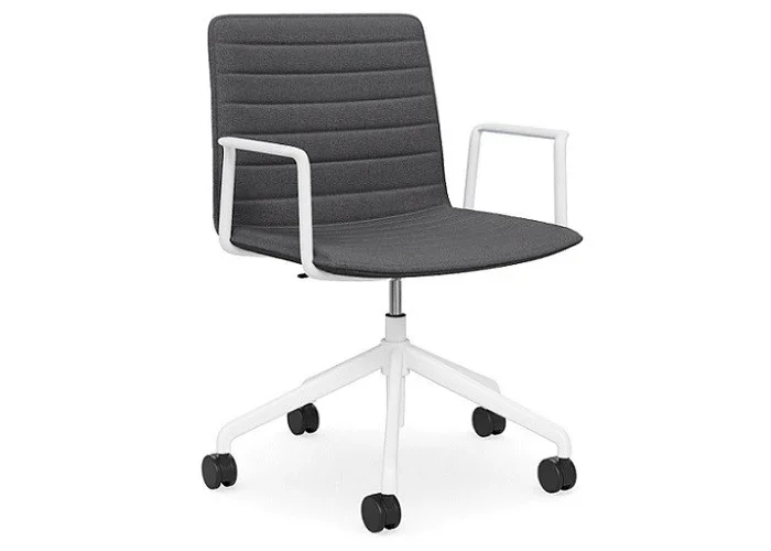 DD Nikola Meeting Chair with White Arm Rest