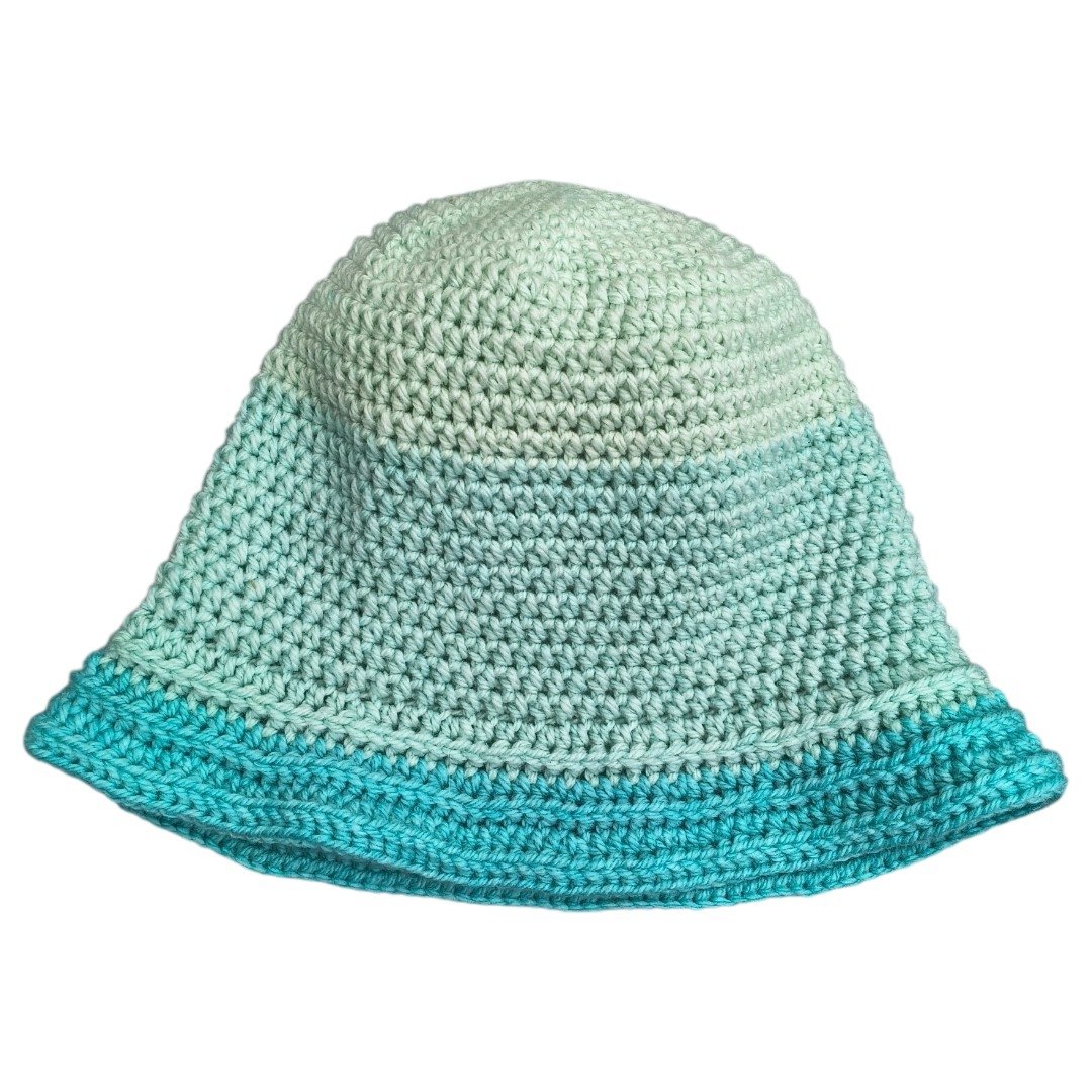 Crochet Gradient Bucket Hat – Aqua