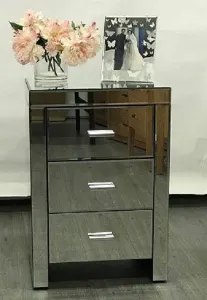 DA Modern Mirrored 3 Drawer Bedside Table thumbnail 4